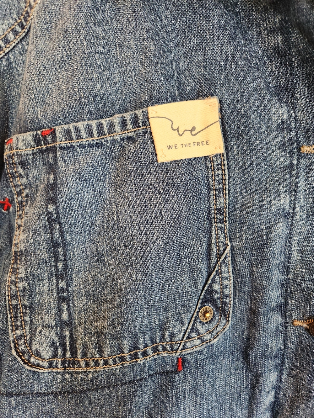 Free People/We The Free Sweet Talk Denim Barn Coat Size M Utility/Jean Jacket - Picture 6 of 16